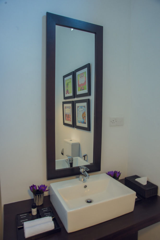 Taru Villas 906 - Hikkaduwa Ngoại thất bức ảnh